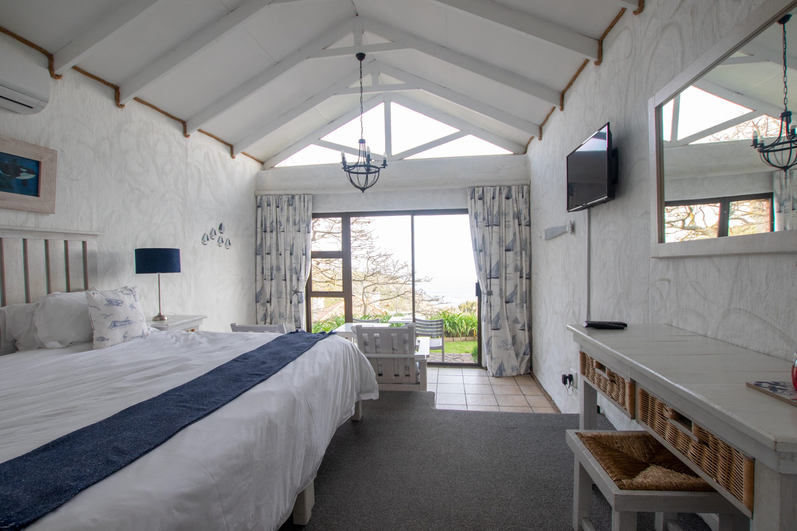Duttons Double Room